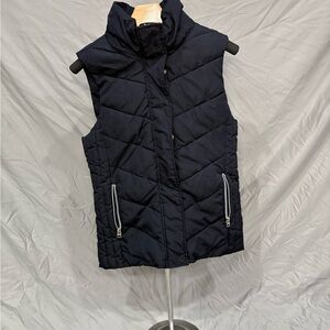 Elegant Black Quilted Vest for Women